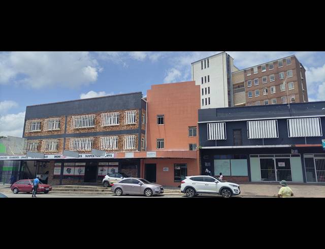 1,802M² BUILDING FOR SALE IN SONHEUWEL